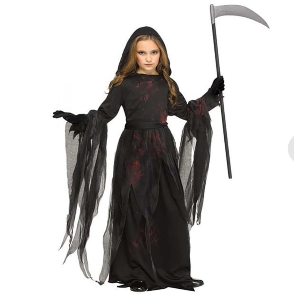 Halloween Costume 🎃. Girls “Soulless Reaper”. Size Large (12-14). Mint condition